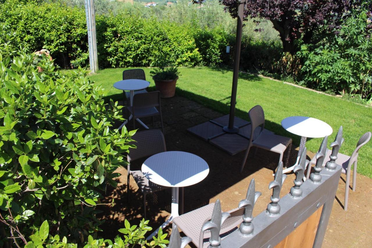 Ellebi B&B Montone  Exteriér fotografie
